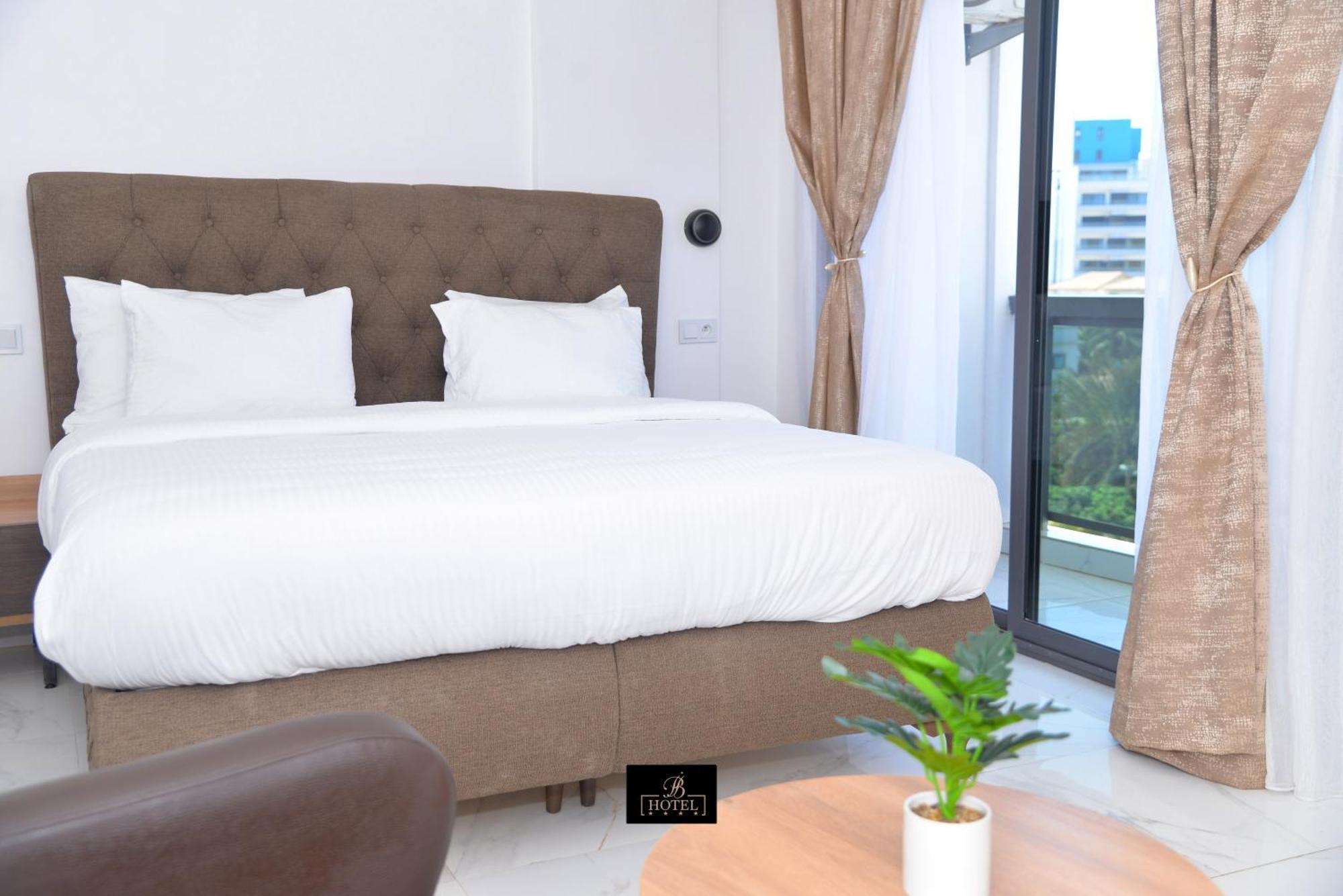 Bi-hotel 2 Hotel *